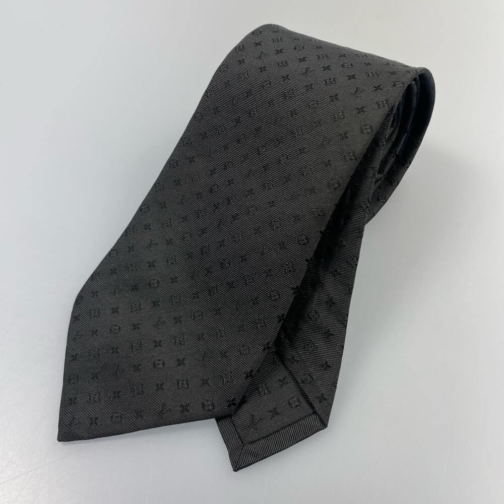LOUIS VUITTON Neo Monogramissime Tie
